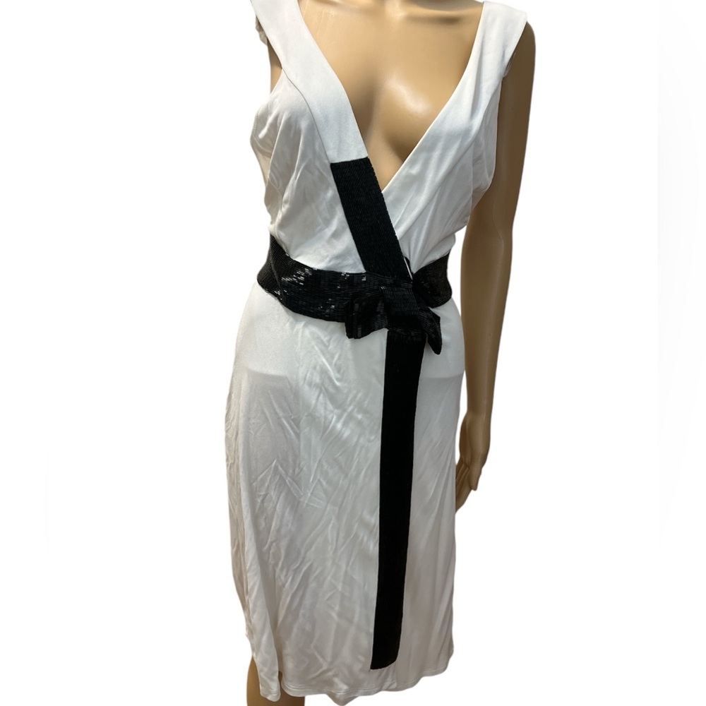 EUC CELINE WHITE AND BLACK BEADED BOW SIZE 36